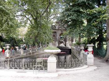 Fontaine des Medicis