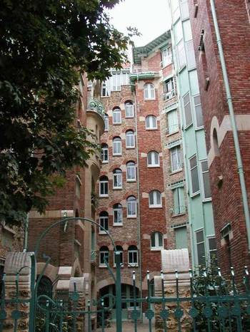 The courtyard of Castel Beranger