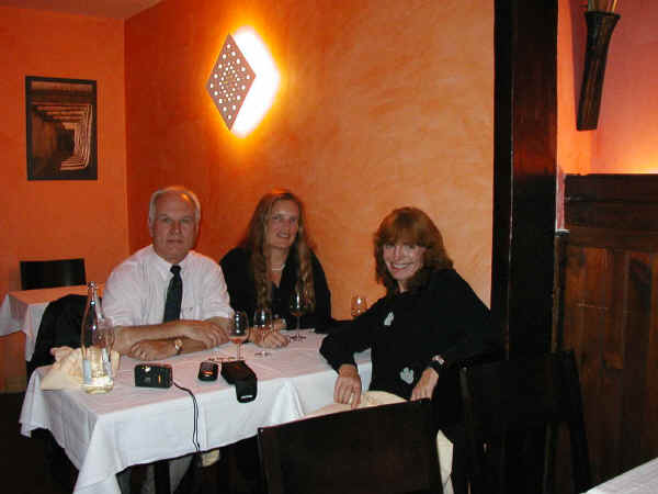 Tom, Barbara and Wendy at La Folleterie in Paris