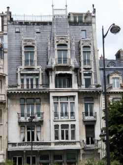 Facade by Lalique.